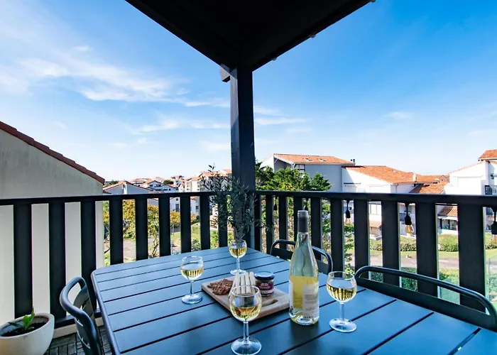 Le Miramar - Duplex Lumineux A 300m De La * كابروتو