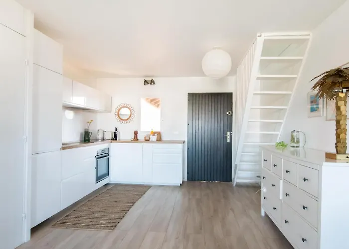 Le Miramar - Duplex Lumineux A 300m De La كابروتو